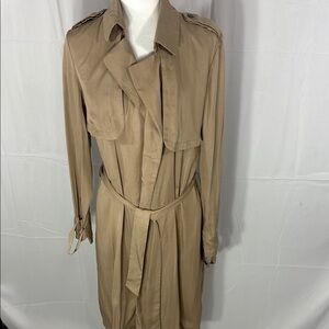 Levand Classic Women’s Tan Trench Coat